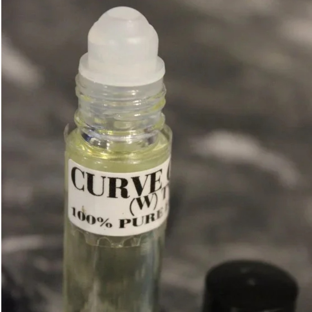 Curve Crush 100% pure body oil.